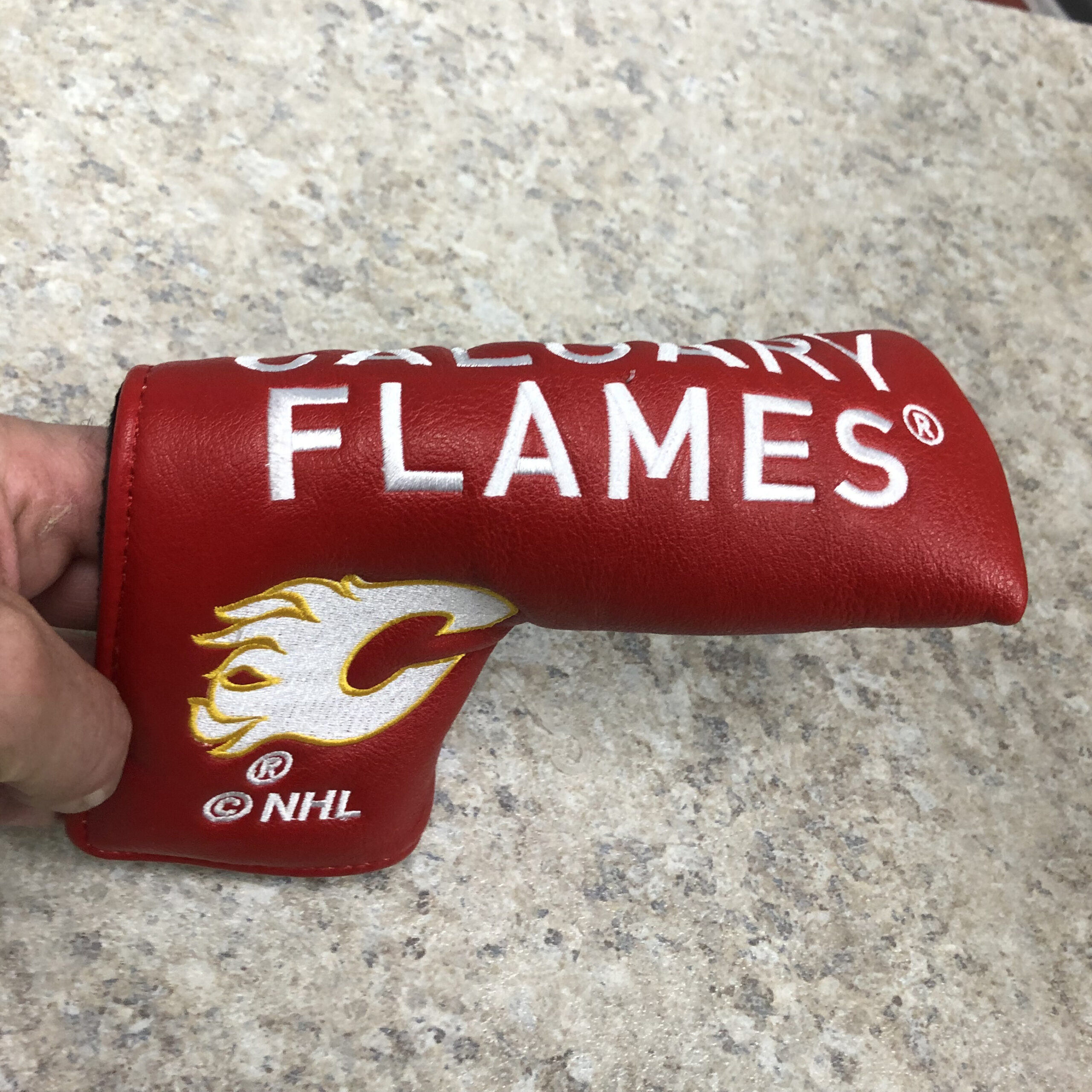 NHL Blade Putter Cover Calgary Flames Caddypro Golf Products